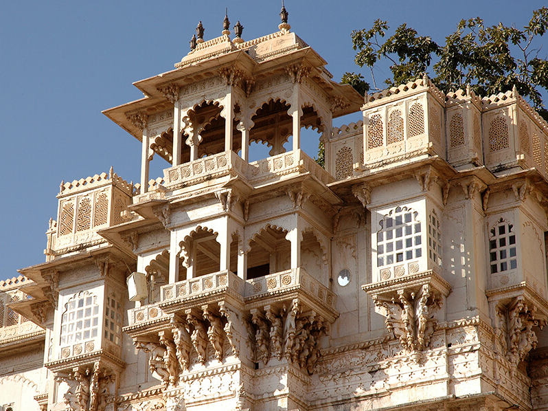 Der kolossale Stadtpalast City Palace in Udaipur